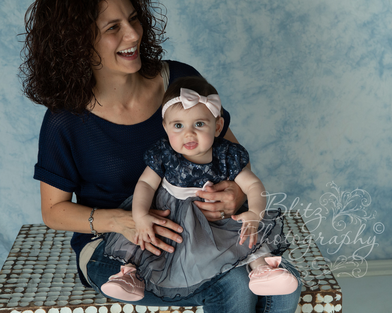 HoggLivianna7MFam2019_0240_web.jpg
