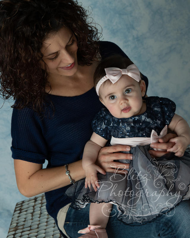 HoggLivianna7MFam2019_0252_web.jpg