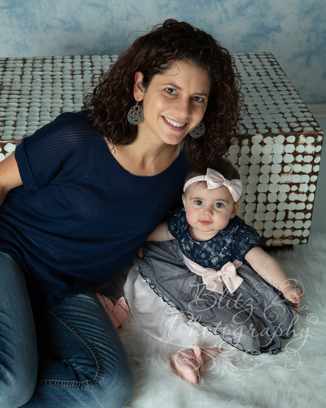 HoggLivianna7MFam2019_0288_web.jpg
