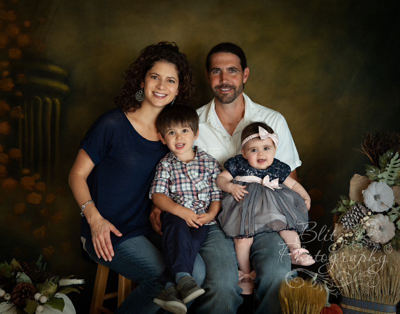 HoggLivianna7MFam2019_0357X_1114_web.jpg