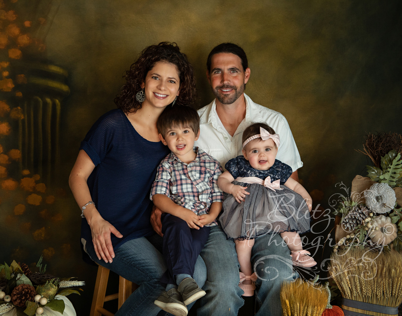 HoggLivianna7MFam2019_0357X_web.jpg