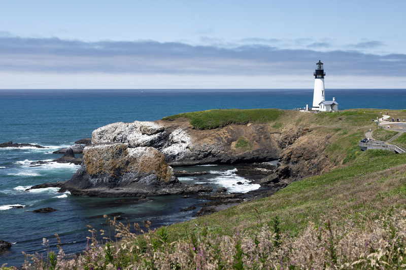 Yaquina Head Lighthouse OR.jpg