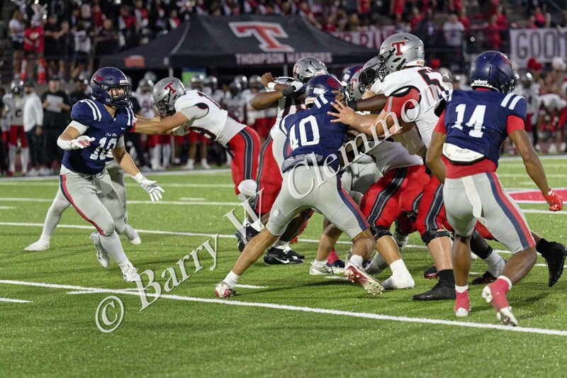 OM25vsThompson111.jpg