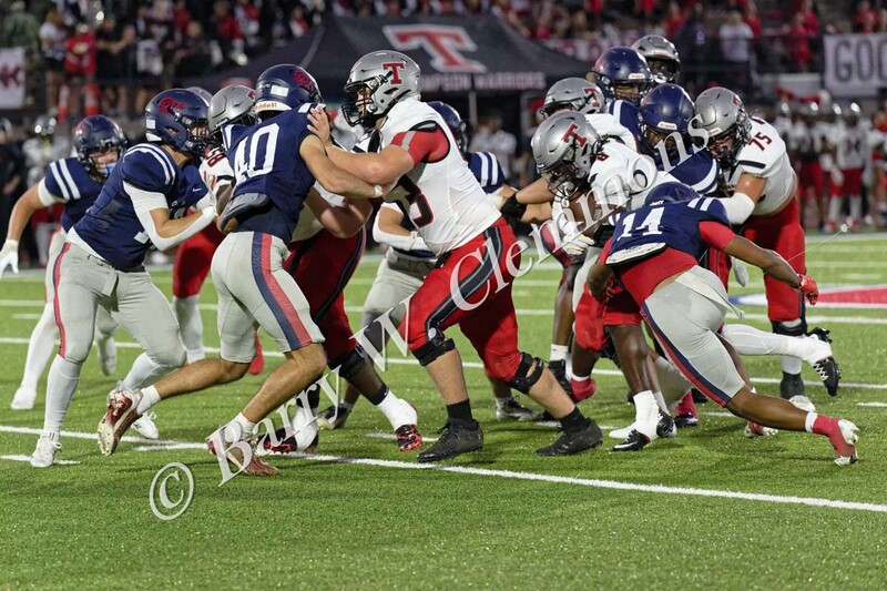 OM25vsThompson112.jpg
