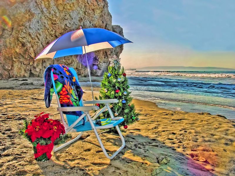 CATB4.jpg :: Christmas at the Beach