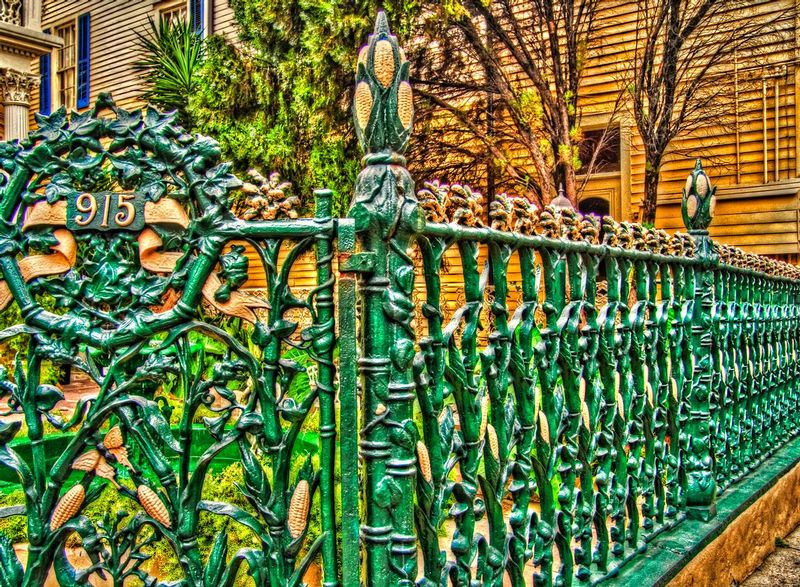 CHFLA1.jpg :: Cornhusk Wrought Iron Fence- French Quarter - New Orleans