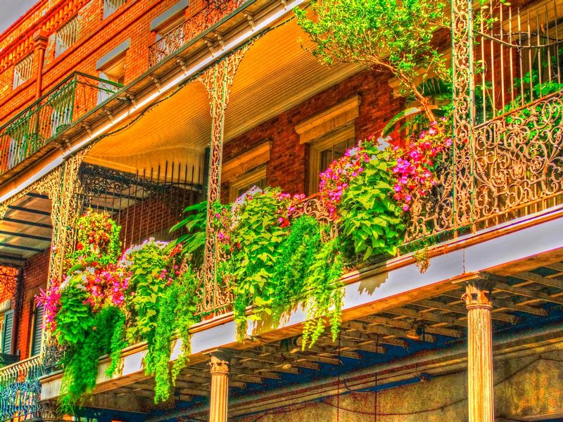 FQBLA1.jpg :: French Quarter Balcony