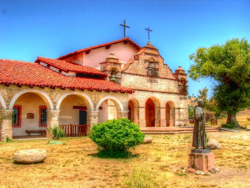 MSAN1.jpg :: San Antonio de Padua Mission - California