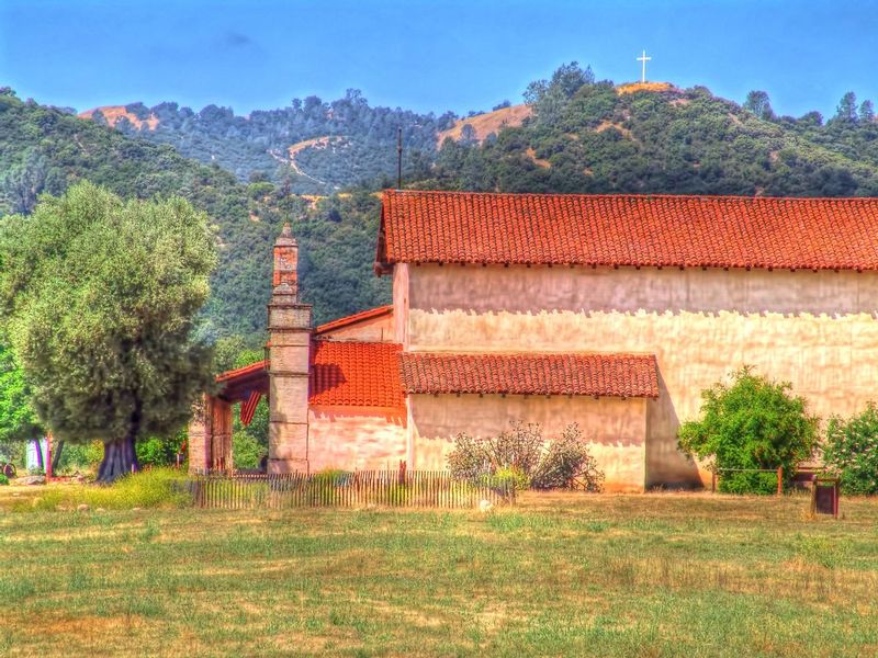 MSAN4.jpg :: San Antonio de Padua Mission - California