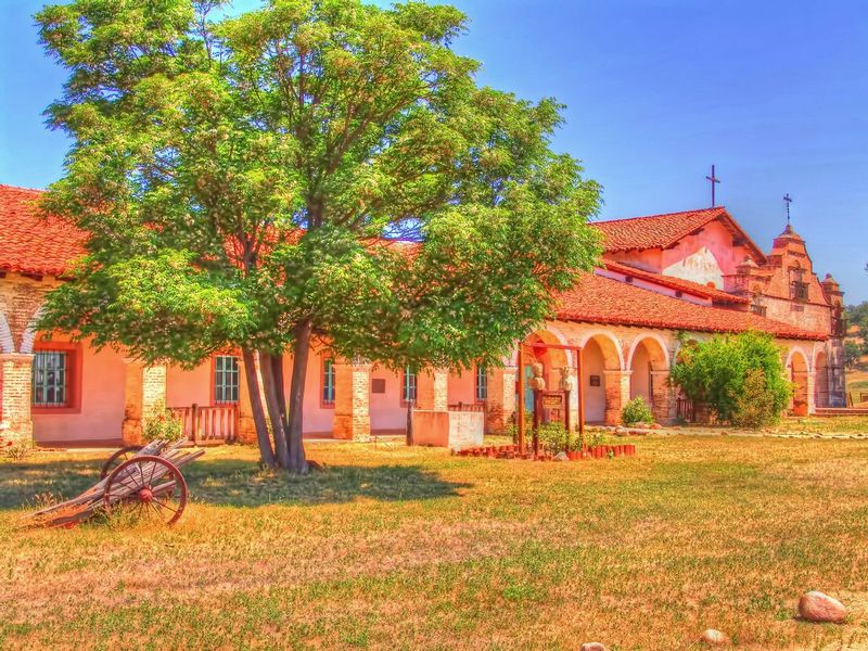MSAN6.jpg :: San Antonio de Padua Mission - California
