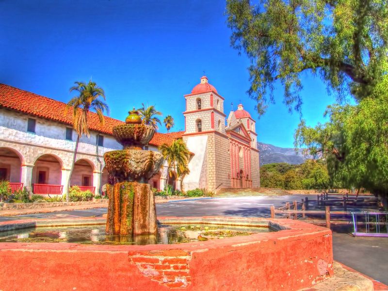 MSB31.jpg :: Santa Barbara Mission - California