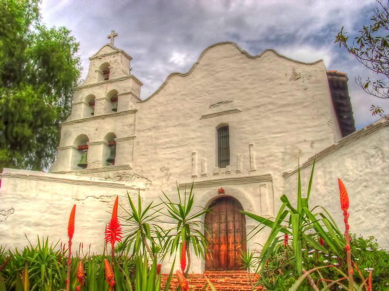 MSD1.jpg :: San Diego de Alcala Mission - California