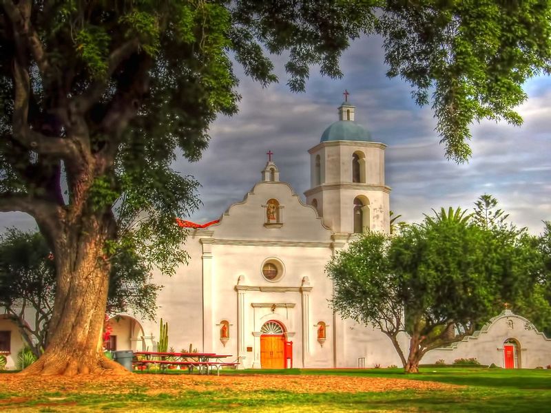 MSLR1.jpg :: San Luis Rey de Francia Mission - California