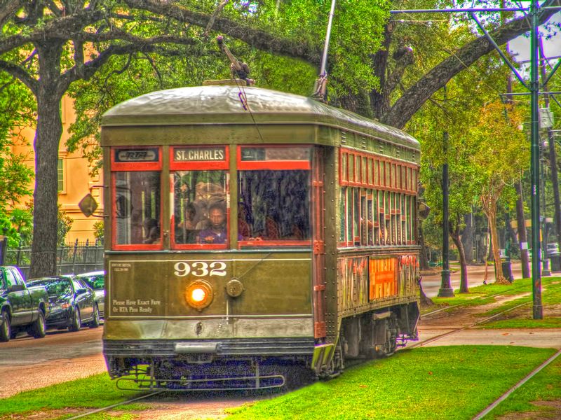 SCSCLA2.jpg :: St. Charles Streetcar - New Orleans