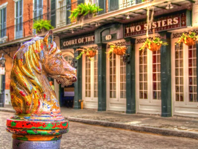 cotsnola1.jpg :: Court of the Two Sisters - New Orleans