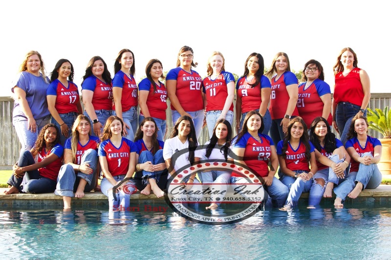 c_2025 KCHS VB_ TEAM uniform w coaches (271)R.jpg