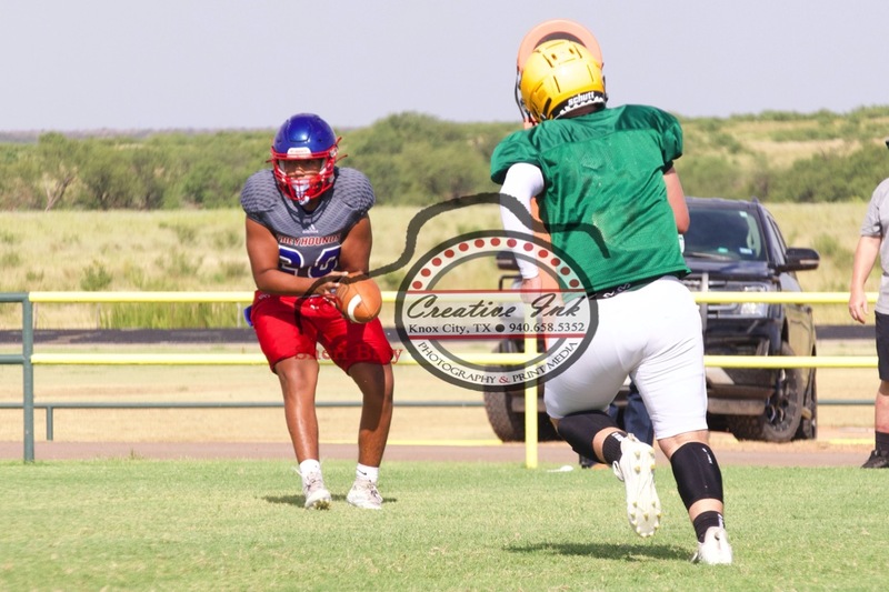 c_2025_08_15 FB KCHS at Guthrie_scrim_ (35).jpg