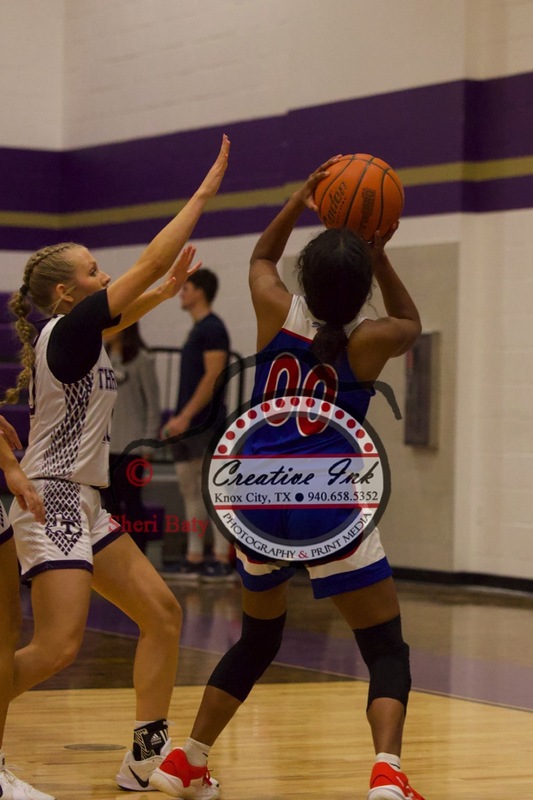 c_2025_11_24 BSKT KCHS VG at Throck (19).jpg