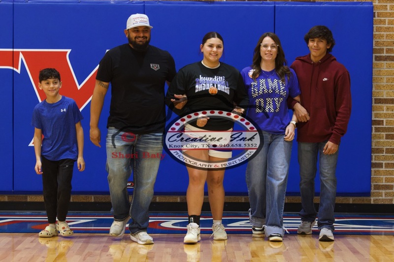 c_2026_02_10 BSKT KCHS Sr Night (9).jpg