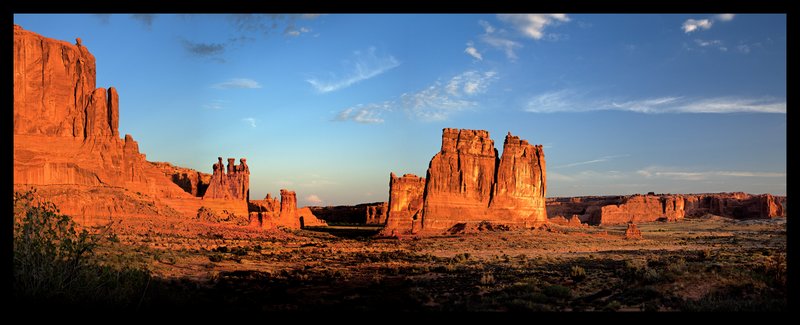 Courthouse Towers Sunrise II.jpg :: Catalogue No. 817

Image Size:   22X57 in. on Canvas

IN THE MUSEUM COLLECTION & ON DISPLAY IN ARCHES NATIONAL PARK
