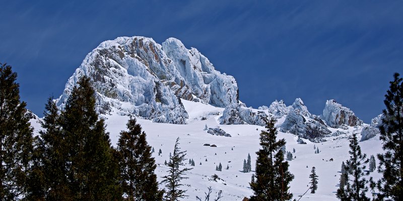 Icy Sierra Buttes II  RI.jpg :: Catalogue No. 630

Image Size:        20X40 in. on Canvas