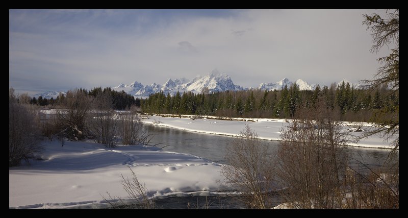 Snake River Winter I.jpg :: Catalogue No. 370

Image Size:   22X43 in. on Canvas

IN THE COLLECTION OF & ON DISPLAY IN GRAND TETON NATIONAL PARK