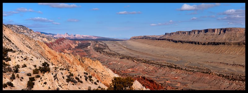 Strike Valley Panorama Capitol Reef NP.jpg :: Catalogue No. 860

Image Size:   28X78 in. on Canvas

IN THE MUSEUM COLLECTION AND ON DISPLAY IN CAPITOL REEF NATIONAL PARK
