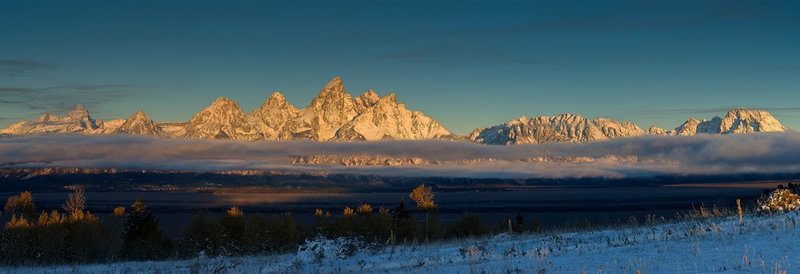 Tetons Sunrise Panorama II.jpg :: Catalogue No. 1137

Image Size:   30X84 in. on Canvas
