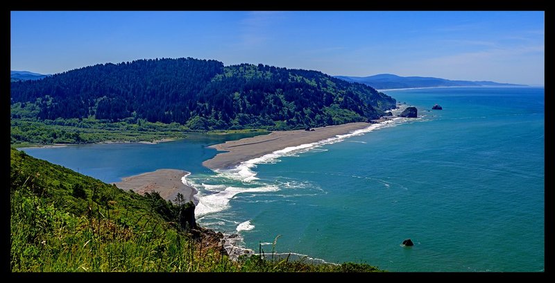 Mouth of the Klamath River II.jpg :: Catalogue No. 1230

Image Size:   24x49in. on Canvas
