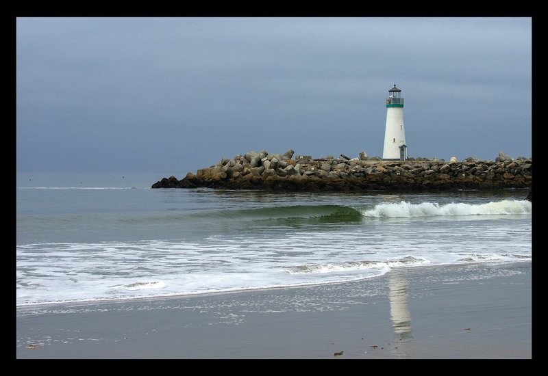Santa Cruz Harbor Lighthouse.jpg :: Catalogue No. 1358

Image Size: 13X19 on Art Paper
              16X24 on Paper or Canvas
              20X30 in. on Canvas