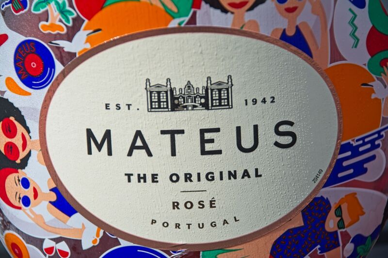 DC 22-0766-158.jpg :: Bottle of Mateus Rose wine, post-holiday, showing the Mateus Palace on the bottle label Photo taken 09/09/2022