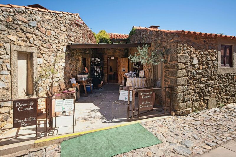 DC 22-0791-016.jpg :: Saga Douro River Cruise, Barca d'Alva, Castelo Rodrigo: Main Entrance. Páteo do Castelo, Casa do Cha bar. Photo taken 31/08/2022