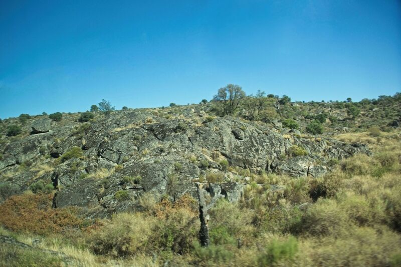 DC 22-0791-110.jpg :: Saga Douro River Cruise, Barca d'Alva,Sapinha:  Sapinha refers to the Miradouro Natural do Alto da Sapinha, a scenic viewpoint in Portugal offering views of the Douro River and its cliffs. It is a popular spot for its impressive, sweeping vistas, which are especially beautiful for birdwatching and visualizing the border between Portugal and Spain. The viewpoint is accessible by road, located near Figueira de Castelo Rodrigo, and is known for the breathtaking views it provides of the river valley. Photo taken 31/08/2022