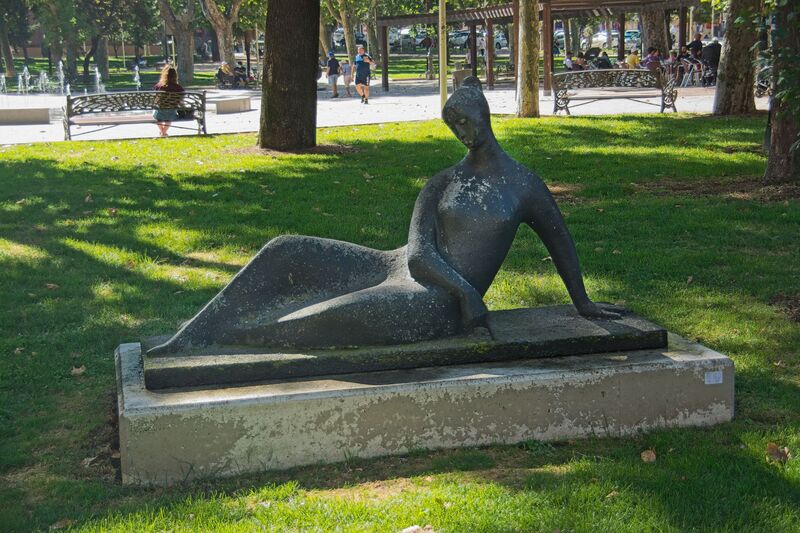 DC 22-0794-001.jpg :: Saga Douro River Cruise, Salamanca. Spain: La Alamedilla Park, Salamanca. Sculpture: The Lying Woman, Sculptor Agustín Casillas. Installed in August 1963. Photo taken 01/09/2022
