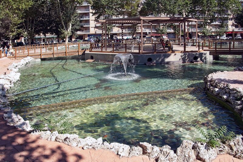 DC 22-0794-011.jpg :: Saga Douro River Cruise, Salamanca. Spain: Lake in La Alamedilla Park, Salamanca. Photo taken 01/09/2022
