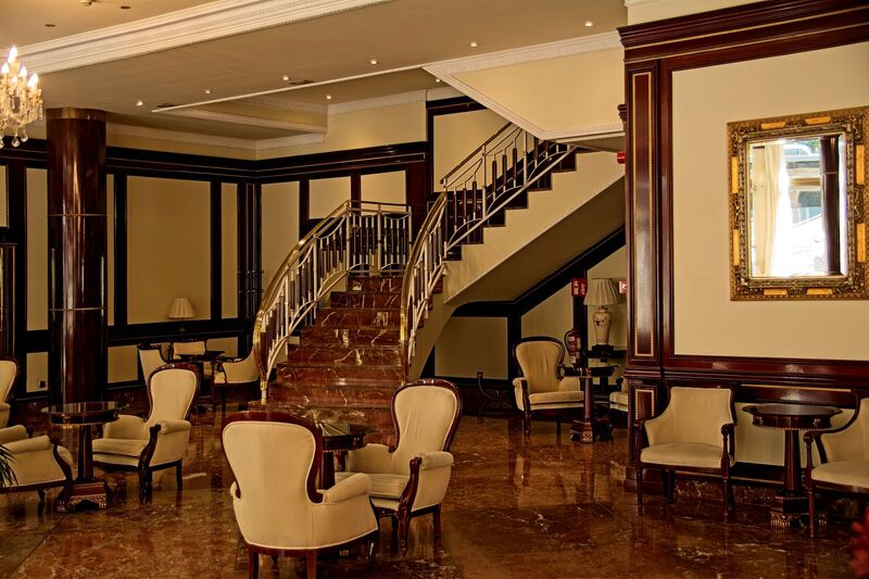 DC 22-0794-115.jpg :: Saga Douro River Cruise, Salamanca. Spain: The 5-star Hotel Alameda Palace. The hotel is located on the Paseo de la Estación, just 300 meters from the centre of Salamanca. The dining area. Photo taken 01/09/2022