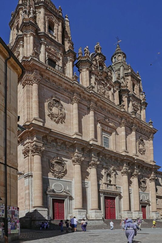 DC 22-0794-151.jpg :: Saga Douro River Cruise, Salamanca. Spain: The Clerecía (Church of the Holy Spirit) in Calle dela Componnia. Photo taken 01/09/2022