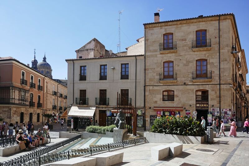 DC 22-0794-164.jpg :: Saga Douro River Cruise, Salamanca. Spain: Plaza del Corrillo. Photo taken 01/09/2022