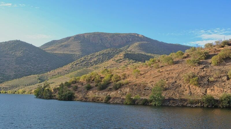 DC 22-0796-006.jpg :: Saga Douro River Cruise, Barca d'Alva to Pocinho, Portugal: The MS Duoro Spirit passing through Escalhão. Photo taken 01/09/2022