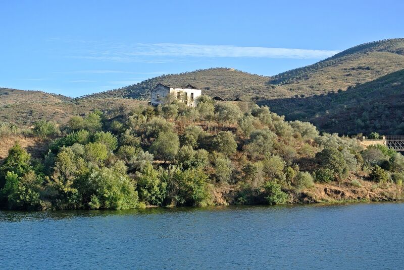 DC 22-0796-012.jpg :: Saga Douro River Cruise, Barca d'Alva to Pocinho, Portugal: Abandoned property next to the International Railway Bridge over the Águeda River, which connects Portugal and Spain near the village of Barca d'Alva, Portugal. Photo taken 01/09/2022