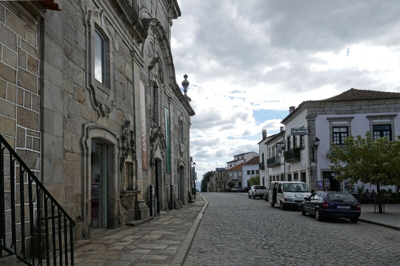 DC 22-0808-016.jpg :: Saga Douro River Cruise, Favaios:  The building in the image is the Núcleo Museológico de Favaios - Pão e Vinho, also known as the Bread and Wine Museum. The museum is located on Rua Direita in the charming village of Favaios, within the Douro Valley region of Northern Portugal. It is housed in an 18th-century building, locally referred to as \
