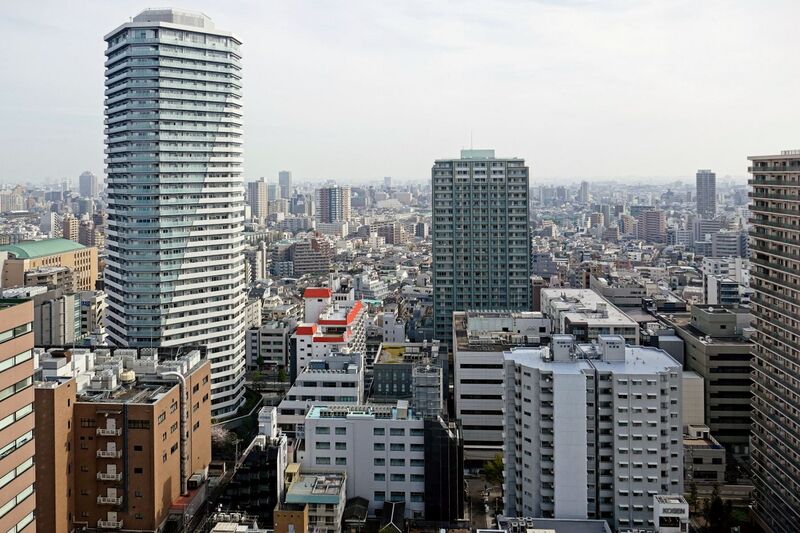 DC 23-0677-009.jpg :: Iglu Tour, Ultimate Japan & Cherry Blossom: Tokyo, Japan, Sunshine City, Prince Hotel. View from hotel room of the city skyline. Photo taken 31/03/2023