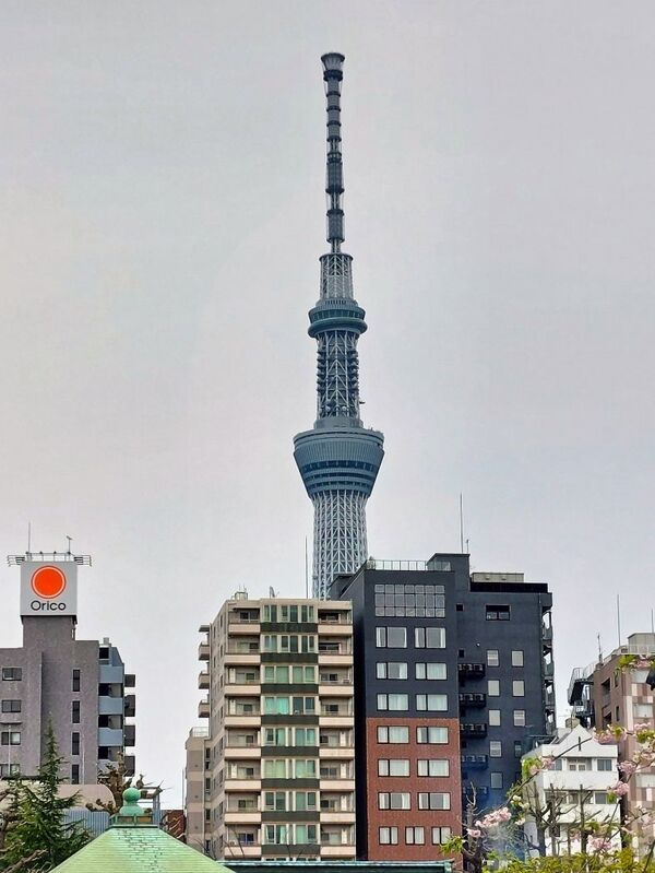 DC 23-0677-148.jpg :: Iglu Tour, Ultimate Japan & Cherry Blossom: Tokyo, Japan. P.s. Tokyo Skytree Tower seen from Senso-ji Temple in Asakusa old district. Photo taken 31/03/2023
