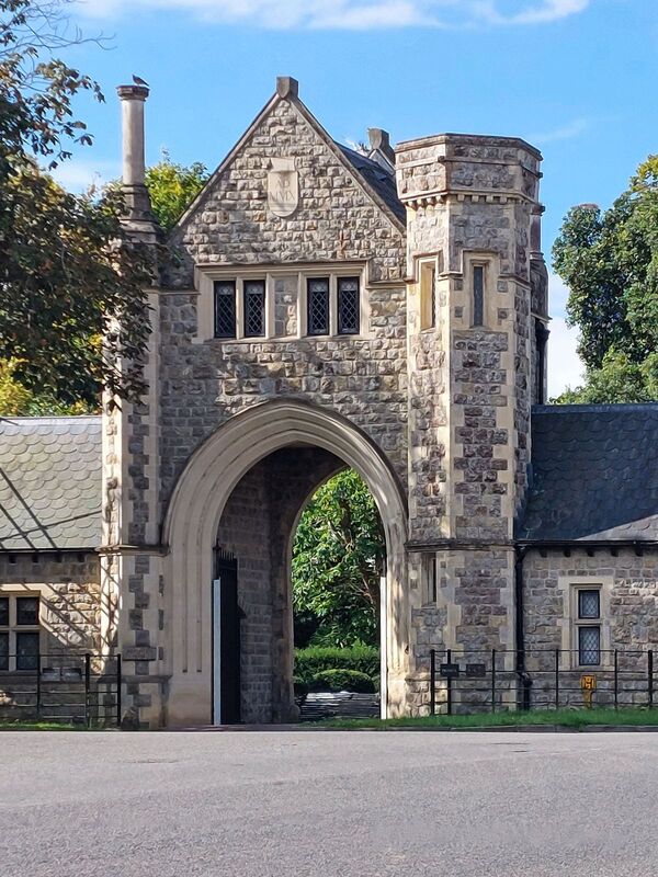 DC 24-0736-063.jpg :: Tenterden, Kent: Gatehouse of Heronden Hall, a Grade II listed building. The gatehouse is a Gothic-style structure designed by the notable architect William John Dongthorn in 1846 for local landowner William Whelan. Photo taken 04/09/2024