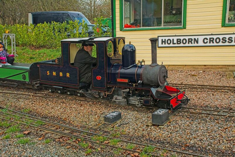DC 24-0738-005.jpg :: Swanley New Barn Railway, Swanley Park Kent: Sir Goss - 2-4-0T: This is a long standing main-stay of the main steam locomotive fleet. It is occasionally seen at the Moors Valley Railway. It returned to service in 2021 wearing a blue livery, having been rebuilt by Moors Valley Railway locomotive works. Photo taken 01/01/2024