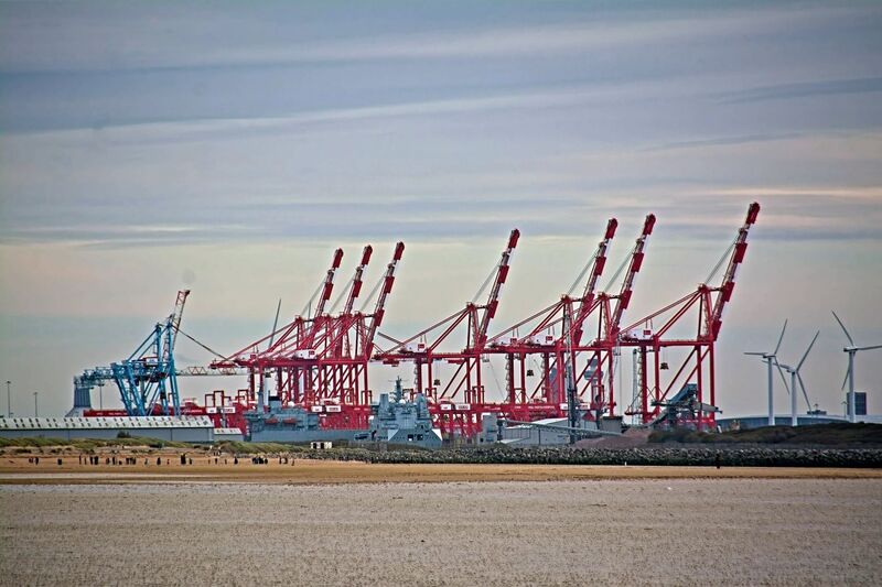 DC 24-0746-017.jpg :: Crosby Beach, Merseyside: Liverpool2 is a container terminal extension adjoining the River Mersey in Seaforth, Merseyside. The extension, built by Peel Ports, officially opened on 4 November 2016 and is an expansion of the Seaforth Dock container terminal. Photo taken 27/10/2024