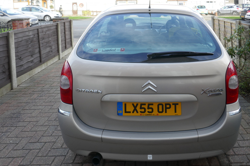 DC 24-0769-004.jpg :: 2005 Citroen Picasso Xsara Desire. Website owners car from new, located outside house in Harcourt Avenue, Sidcup. Reg No. LX55OPT. Photo taken 24/02/2024