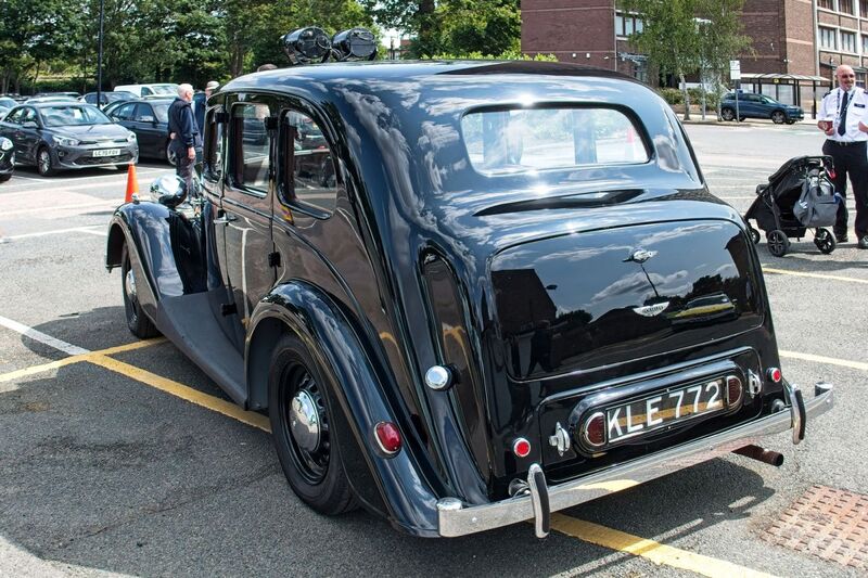 DC 25-0777-004.jpg :: Marlow House, Sidcup, Historic Police Cars Display: A Met Police preserved Wolseley 18/85 dating from 1948. Part of the Metropolitan Police Historic Vehicle Collection. Reg No. KLE 772. This is the oldest vehicle in the Met Historic Vehicle Collection. It was one of the first ever police patrol vehicles in the Met police and took part in the coronation of Queen Elizabeth II in 1953. Photo taken 08-06-2025