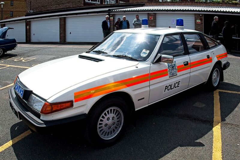 DC 25-0777-025.jpg :: Marlow House, Sidcup, Historic Police Cars Display: A Met Police 1983 Rover SDI. Part of the Metropolitan Police Historic Vehicle Collection. Reg No. A152 SUW. Photo taken 08-06-2025