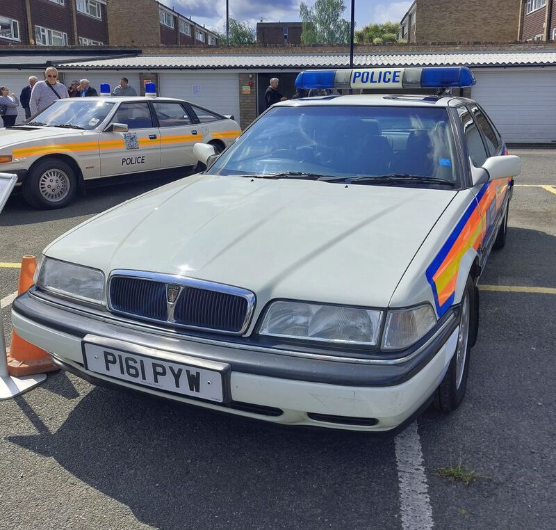 DC 25-0777-030.jpg :: Marlow House, Sidcup, Historic Police Cars Display: A Met Police 1996 Rover 827 I Fastback SI Auto. Part of the Metropolitan Police Historic Vehicle Collection. This Rover 827 served as a video equipped traffic car with the Metropolitan Police. This particular vehicle was equipped by the Mets in house workshop. Reg No. P161 PYW. Photo taken 08-06-2025